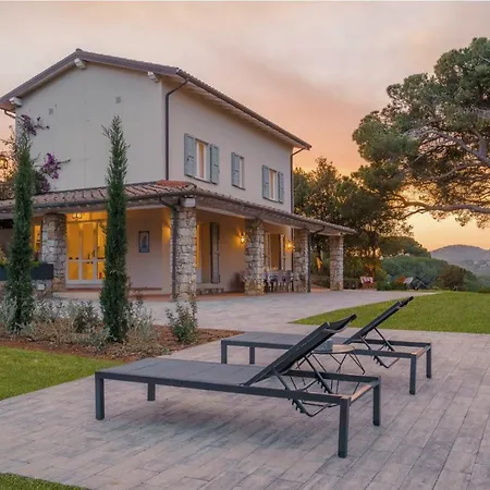 Villa La Guardiola - Capo Perla